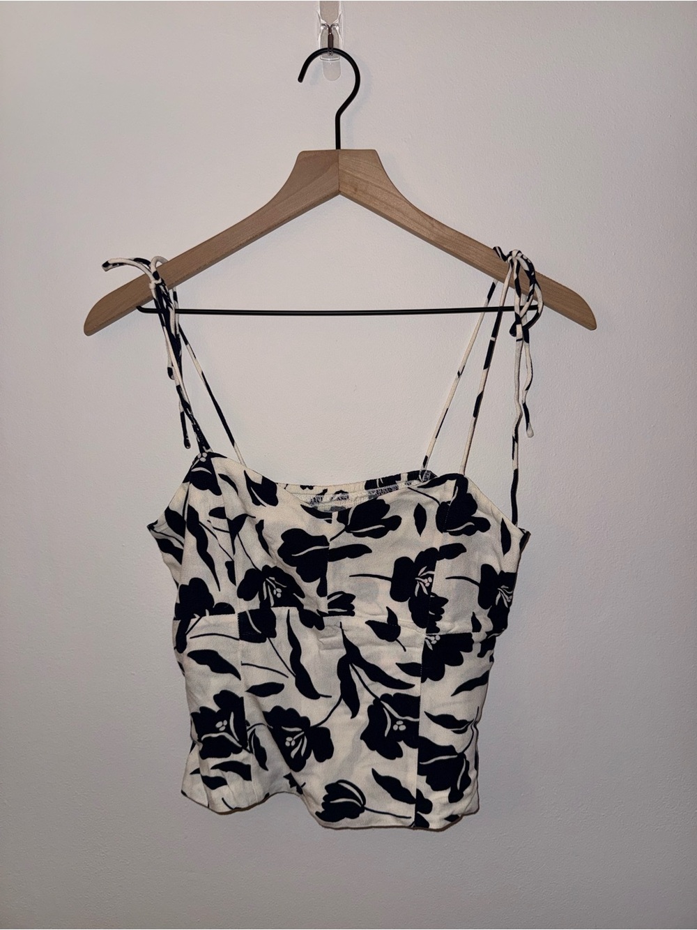 Old Navy White and Navy Floral Tie-Shoulder Cami